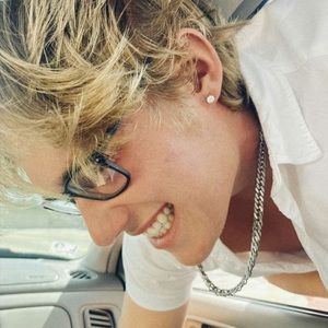 Meet your Posher, Devon